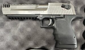 Desert Eagle .50AE 6″ Barrel w/ Rail