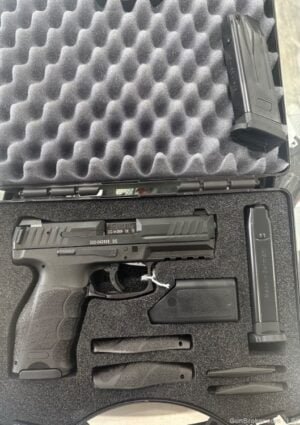 Heckler & Koch VP40 .40sw 4.09″BBL W/Night Sights * Rebate*